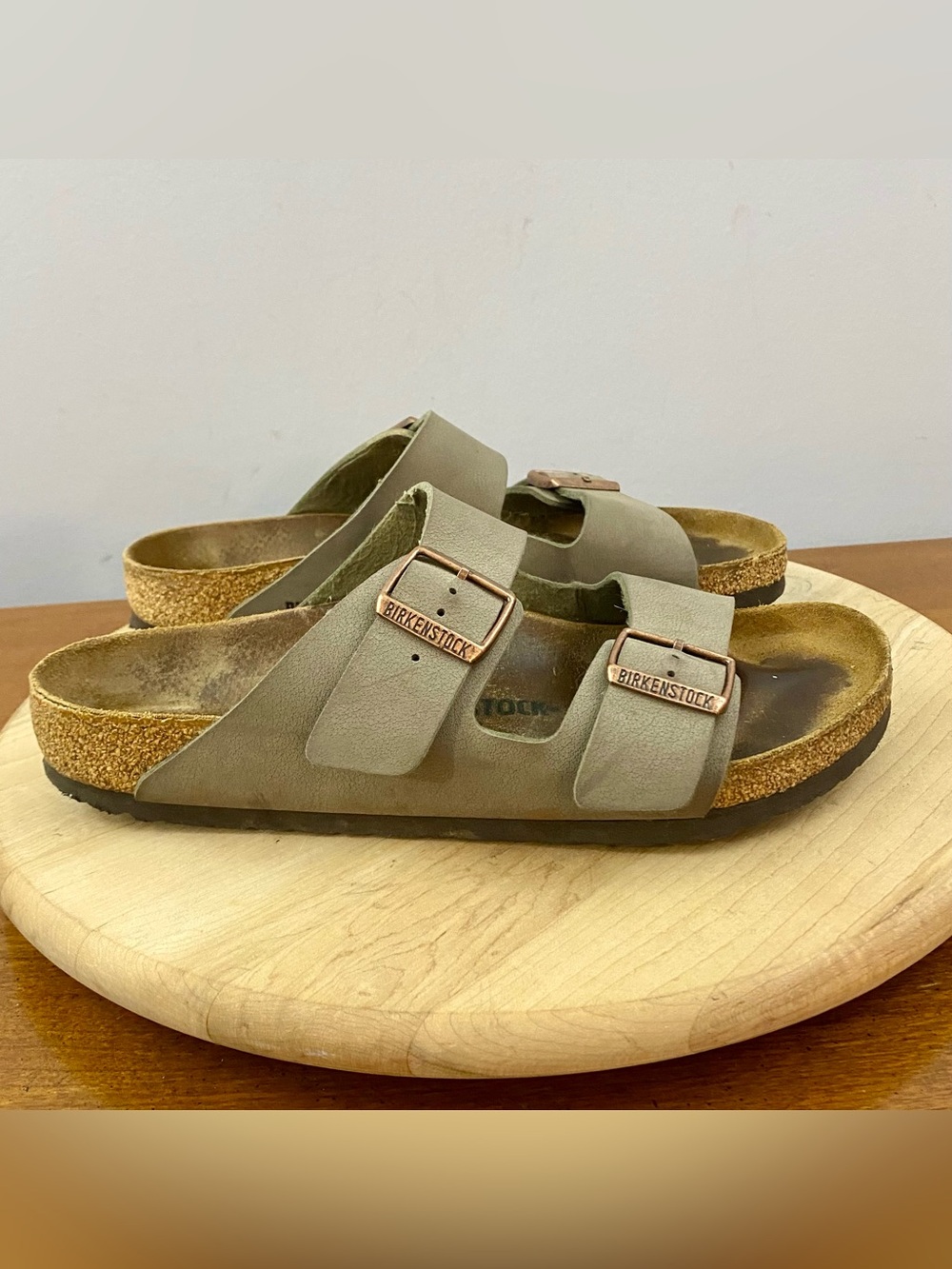 Birkenstock Arizona Stone Taupe Sandals Men Sz 41 US 8 -8.5 Two Strap Birko-Flor
